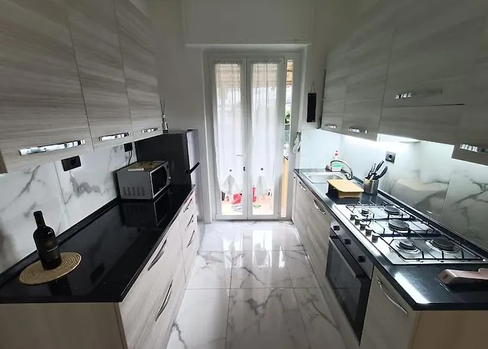 Lejlighed La Casa Di Lila - Con Giardino E Posto Auto Coperto Rapallo