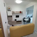 Appartement La Casa Di Lila - Con Giardino E Posto Auto Coperto *